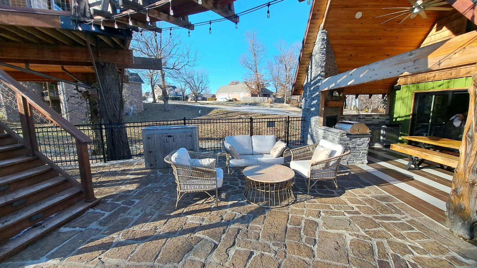 The Tree House In Bentonville Exterior photo